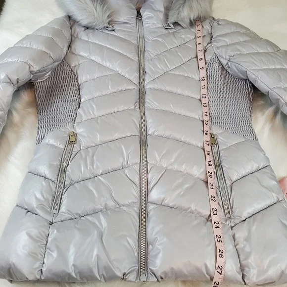 Kenneth Cole Large Silver Faux Fur Puffer Jacket New With Tags MSRP $220